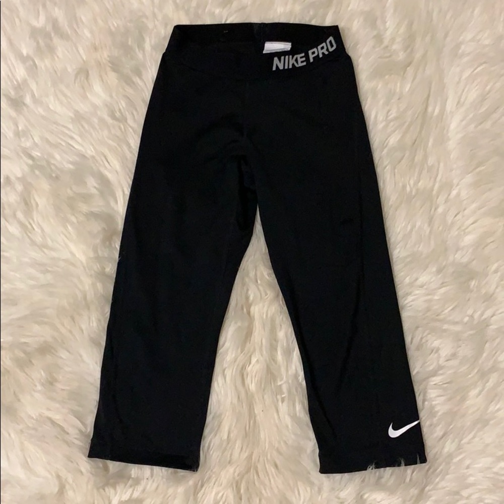 Nike Pro Crop Leggings